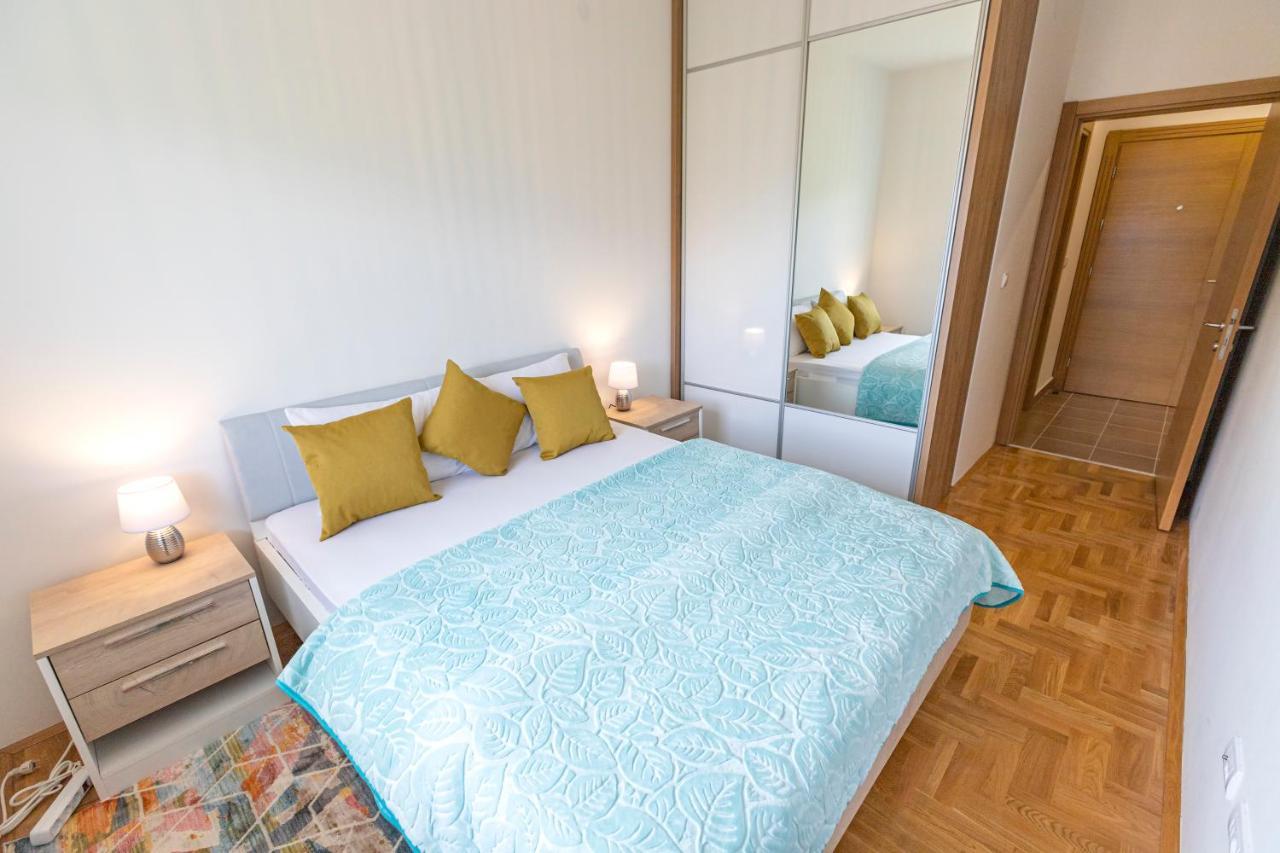 Piskalina Apartment Tivat Extérieur photo